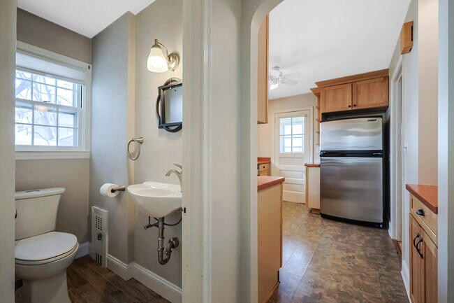 Foto del edificio - 11 Acadia St