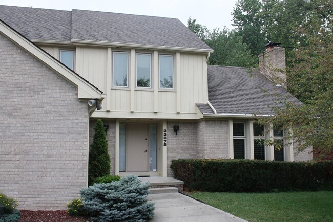 Foto del edificio - 33872 Yorkridge St