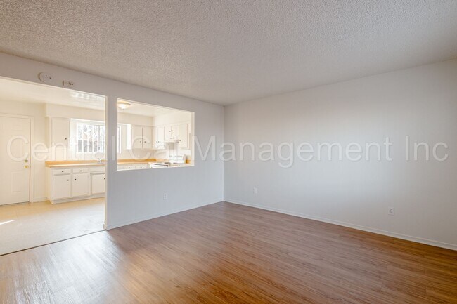 Foto del edificio - 617 30th St