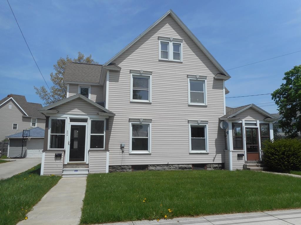 Primary Photo - 304 Stevenson St