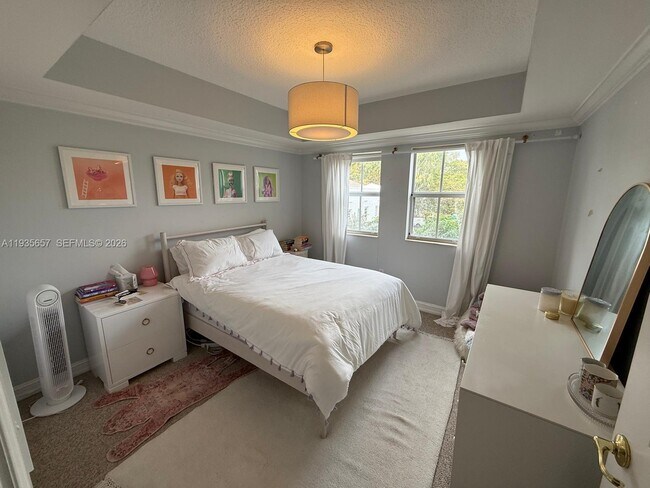 Building Photo - 101 Sidonia Ave