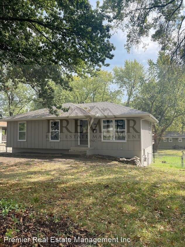 3 br, 1 bath House 8813 McElroy Rd House Rental in Kansas City, MO