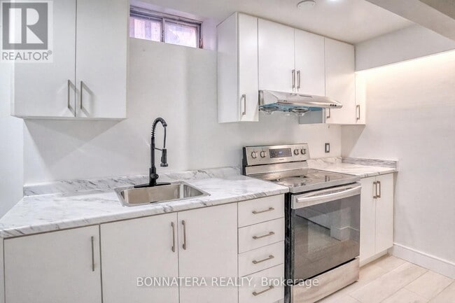 Building Photo - 6175 Ford Rd