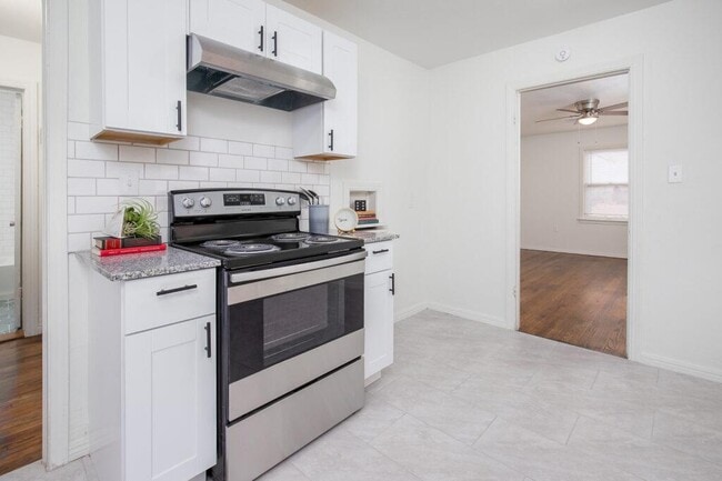 Foto del edificio - 4602 N Classen Blvd