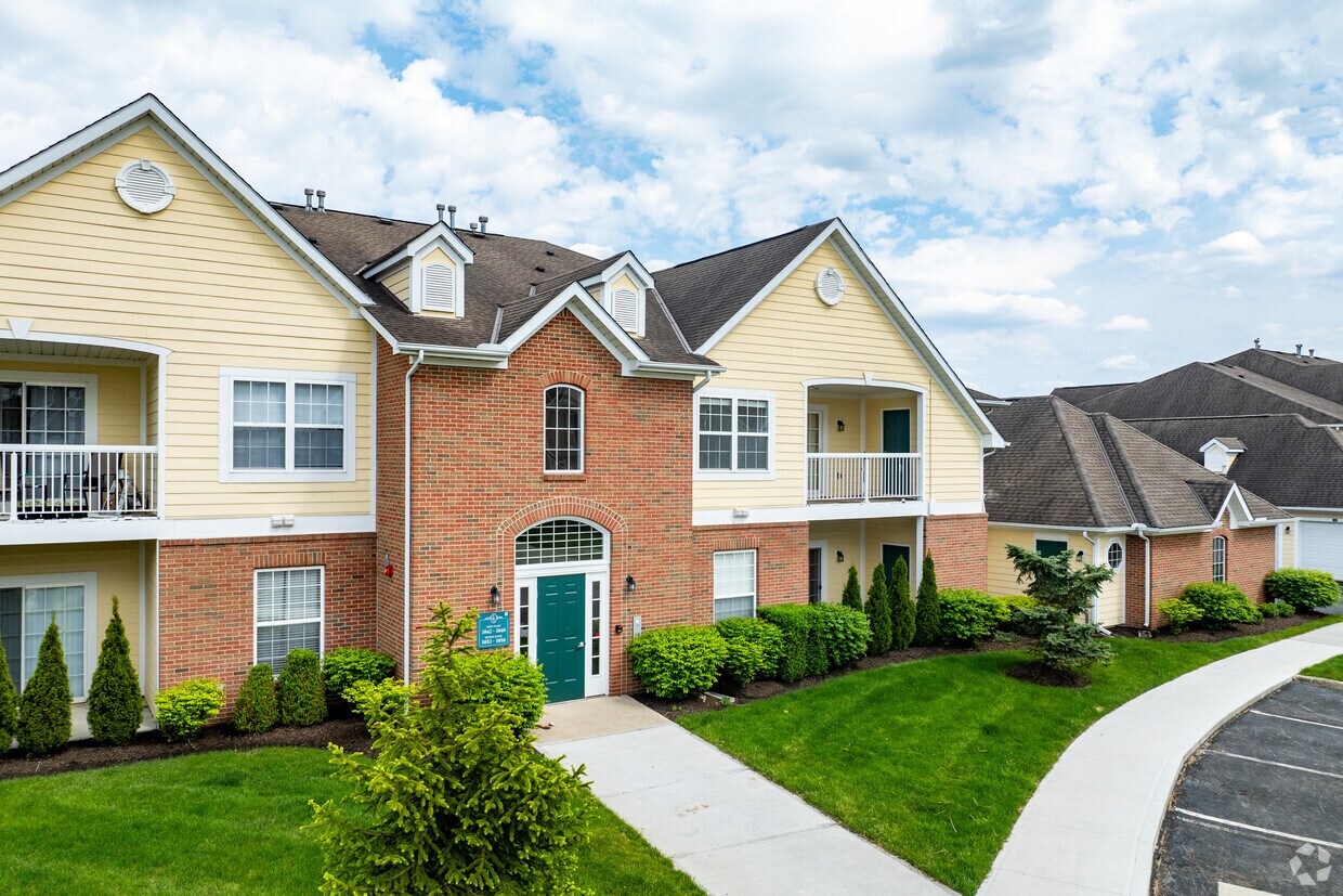 Primary Photo - 7702 Essex Gate Dr
