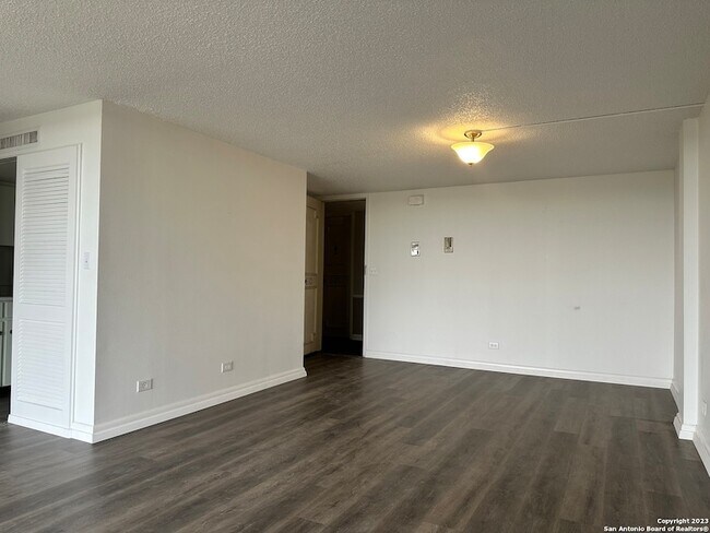 Foto del edificio - 7039 San Pedro Ave