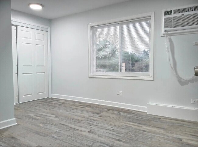 Foto del edificio - 287 8th St