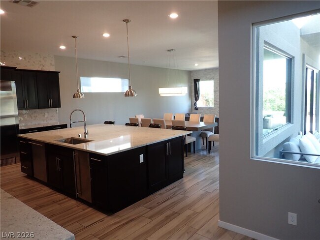 Building Photo - 10226 Jade Gardens Dr