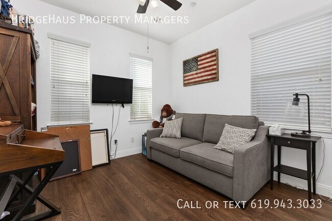 Foto del edificio - 10252 Oak Spur Way