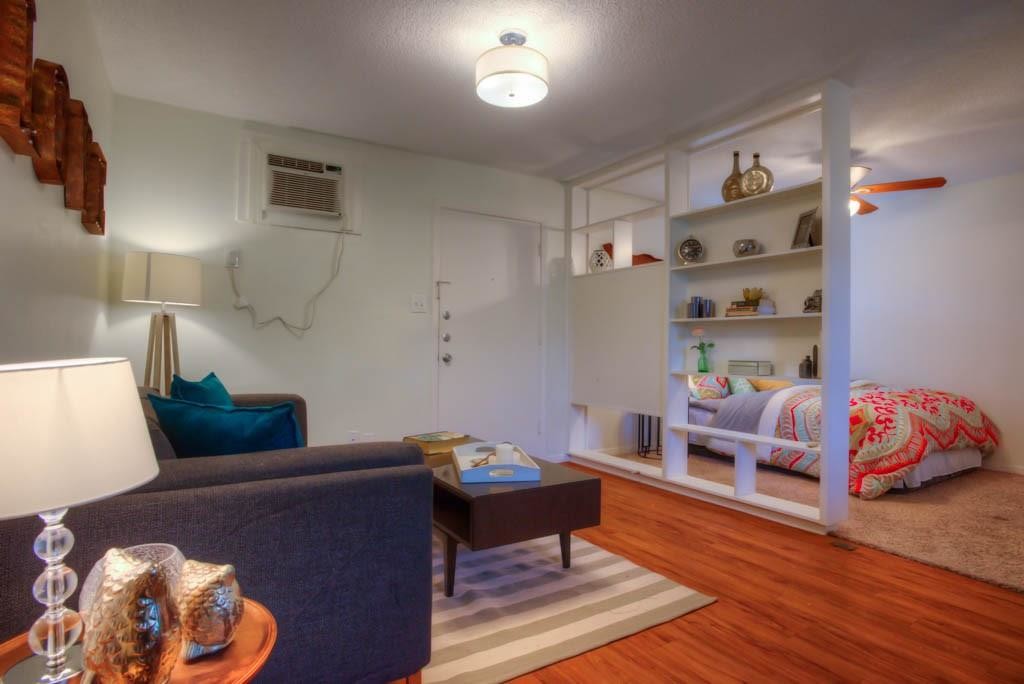 Foto del edificio - 302 E 34th St