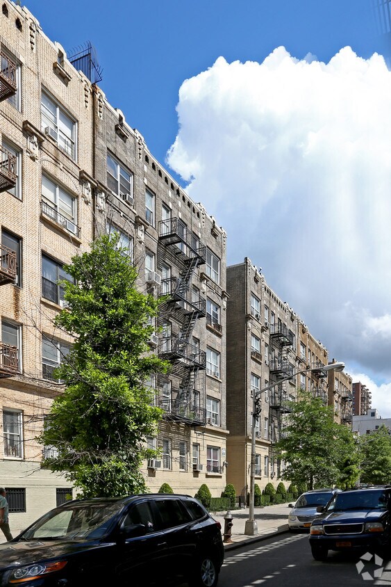 Foto principal - 192-198 Nagle Ave