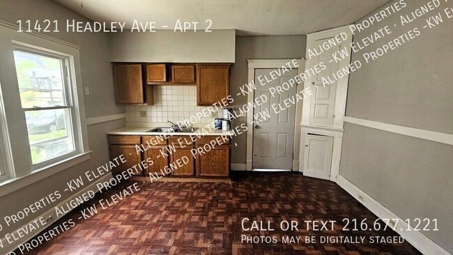 Building Photo - 11421 Headley Ave