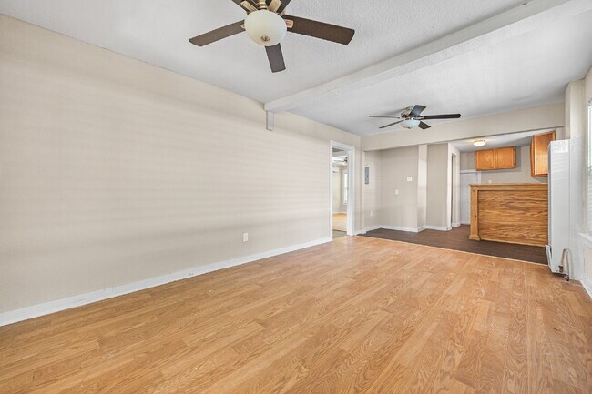 Foto del edificio - 2214 W Laurel St
