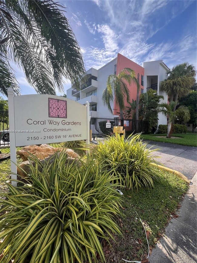 Building Photo - 2150 SW 16th Ave