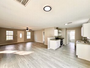 Building Photo - 15134 Alkay St