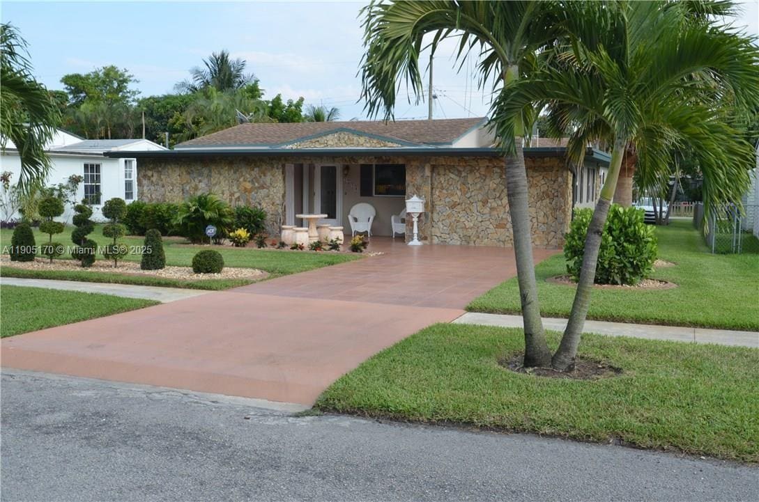 Primary Photo - 2628 Wilson St