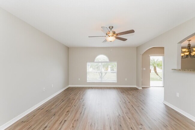 Building Photo - 939 Brenton Leaf Dr