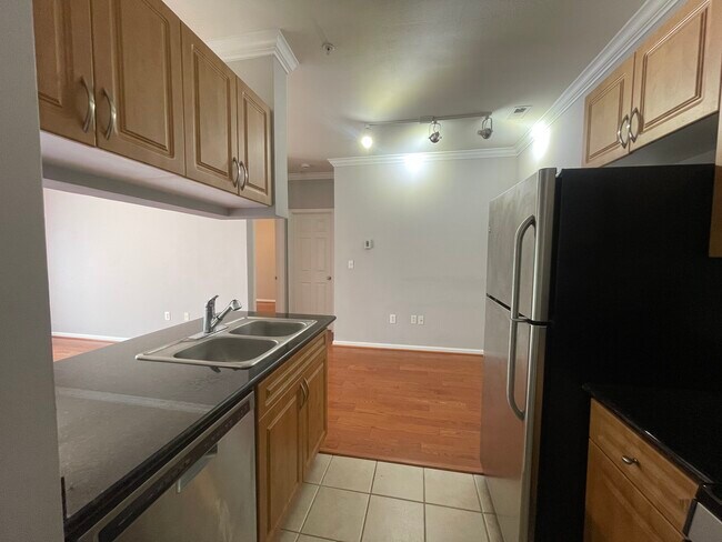 Foto del edificio - 12124 Garden Ridge Ln
