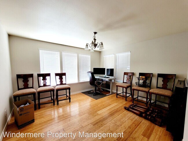 Foto del edificio - 4 br, 2.5 bath House - 2733 Teal Lake Rd