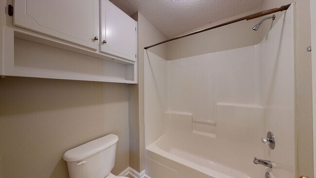 Foto del edificio - Coming soon  130 Woodmere-