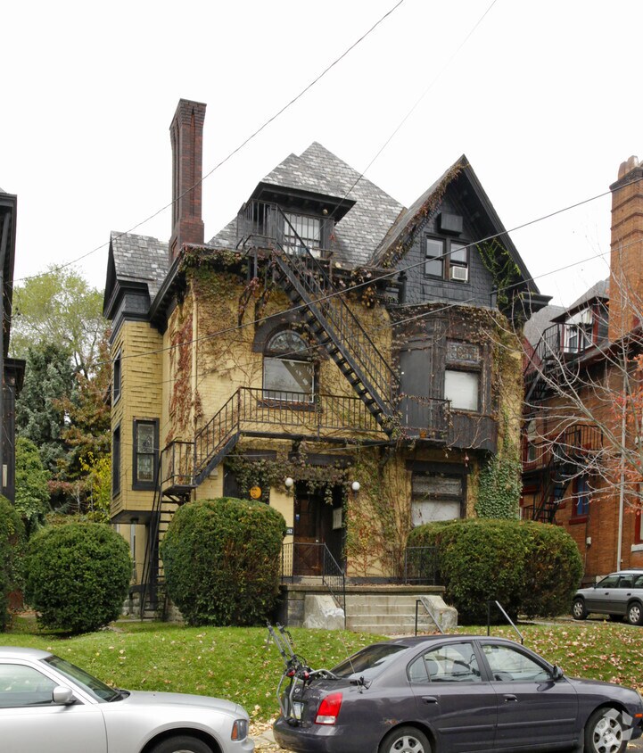 Foto del edificio - 352 Stratford Ave