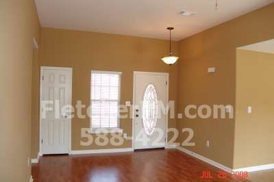 Building Photo - 1728 White Oak Ln