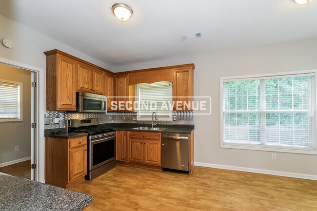 Building Photo - 4590 Garden City DR