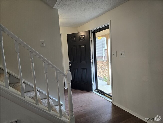 Building Photo - 14600 Helmsman Ct