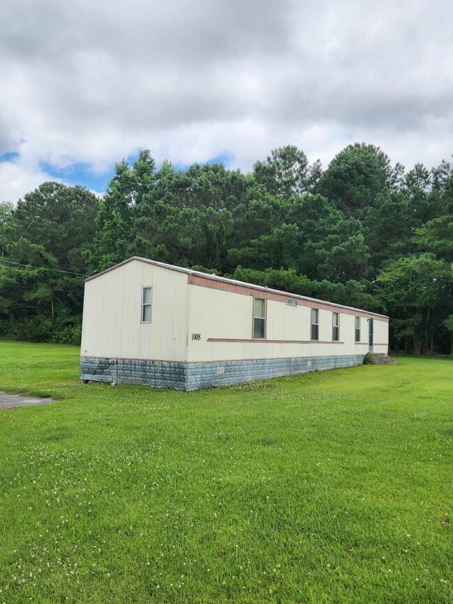 Building Photo - 1008 Aaron Ln