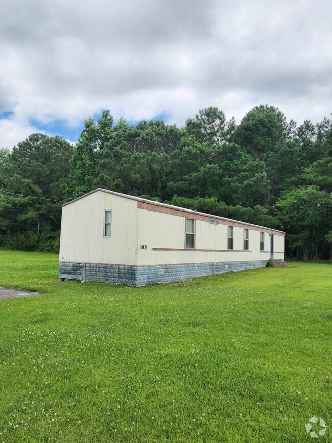 Building Photo - 1008 Aaron Ln