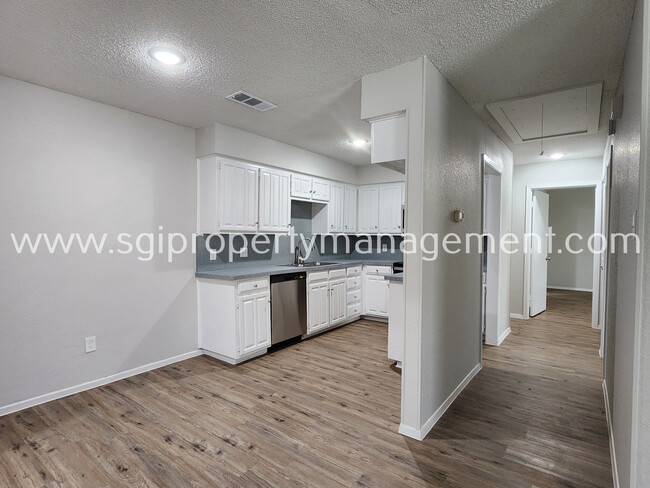 Foto del edificio - 2 Bed home in Fort Worth for rent