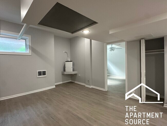 Foto del edificio - 2550 N Sawyer Ave