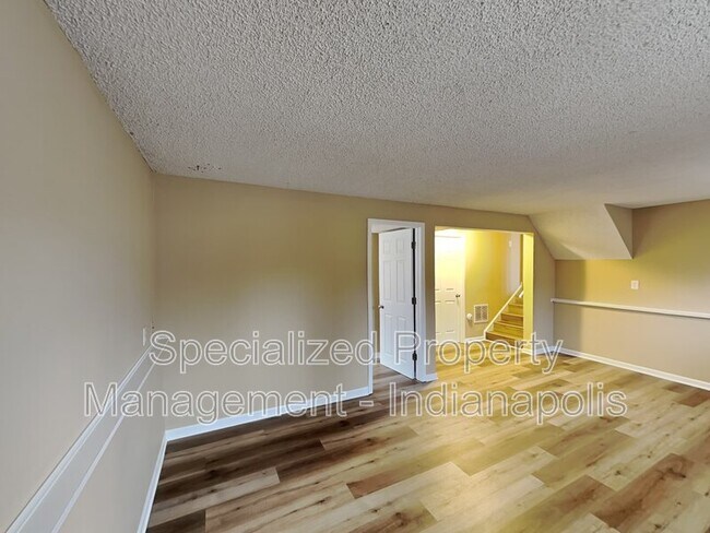 Building Photo - 5549 Sleet Dr