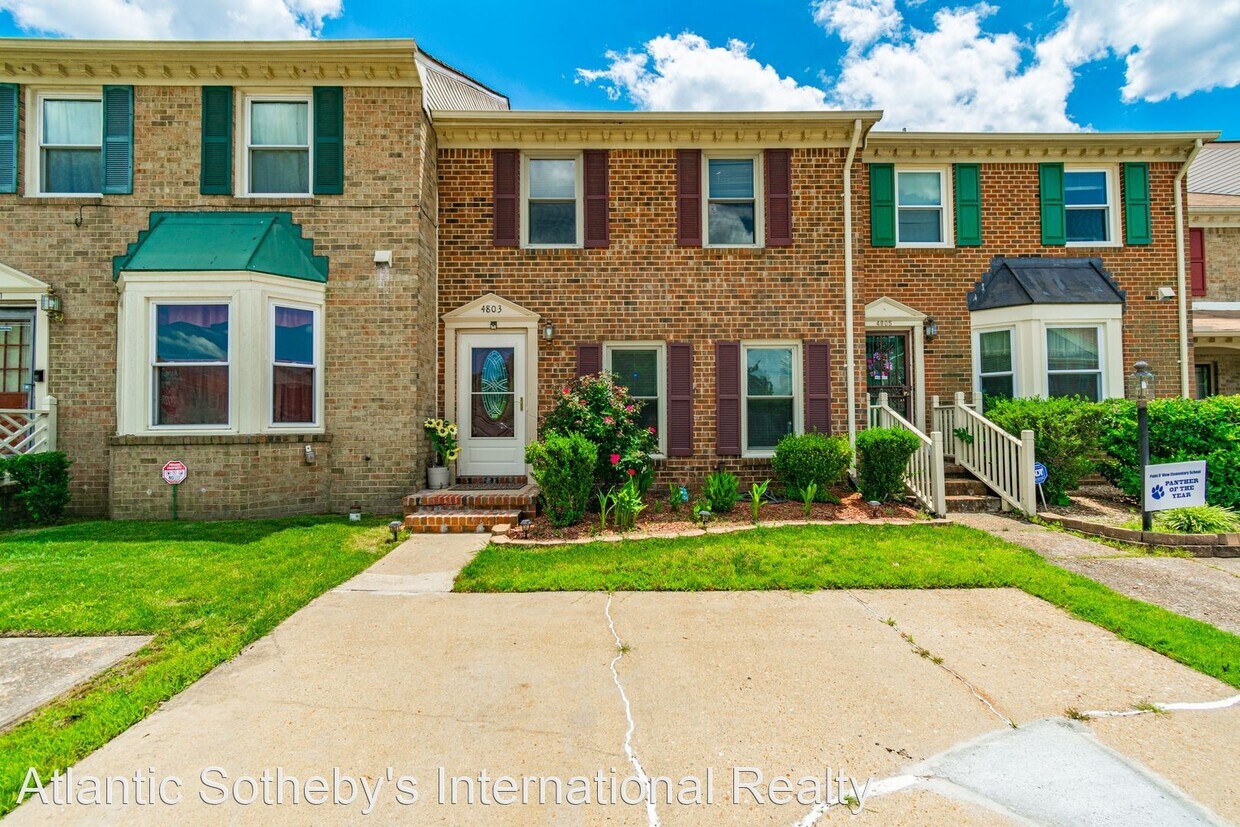 3 br, 2.5 bath House 4803 Ashbury Lane House Rental in Virginia