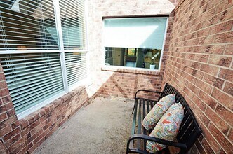 Building Photo - 1103 Parkhaven Ln