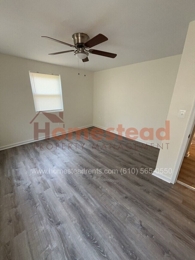 Building Photo - GLENOLDEN HOME FOR RENT