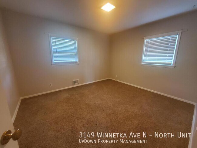 Foto del edificio - 3149 Winnetka Ave N