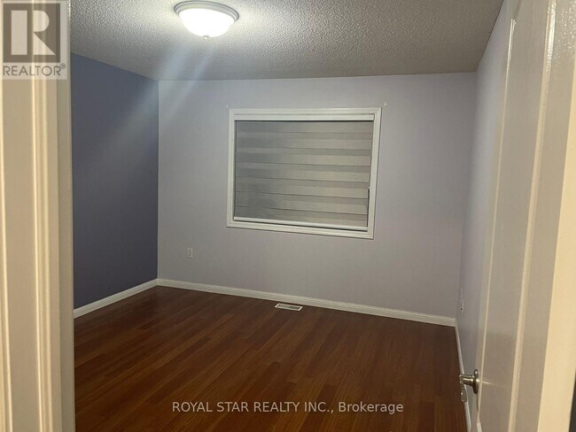 Building Photo - 118 Tiller Trail