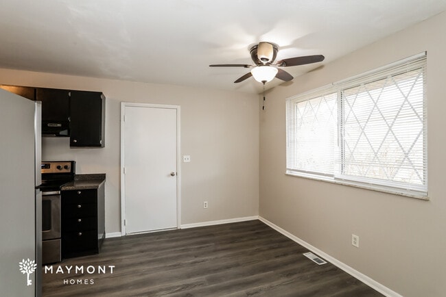 Building Photo - 2540 Highwood Ln