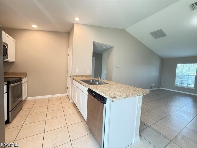 Foto del edificio - 1727 NW 15th St