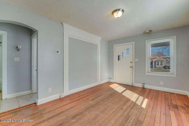 Foto del edificio - 1028 Camden Ave