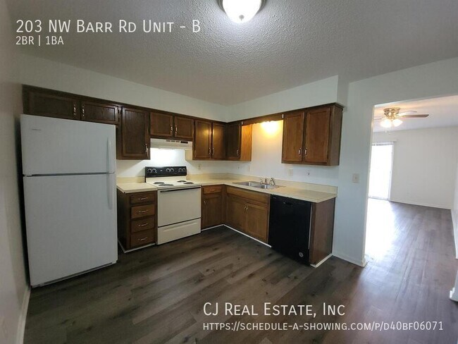 Building Photo - 203 Barr Rd