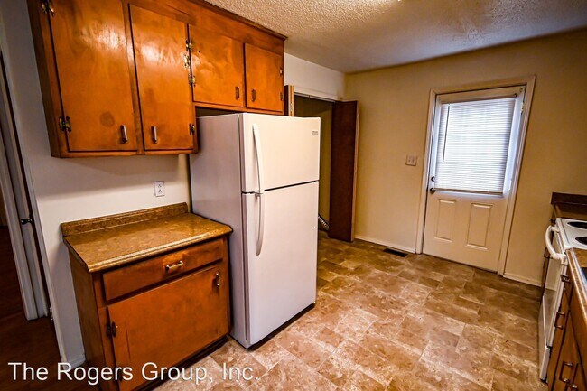 Building Photo - 3 br, 1 bath House - 827 Taylor Street