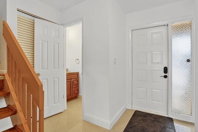 Foto del edificio - 3037 NW 48th Ave