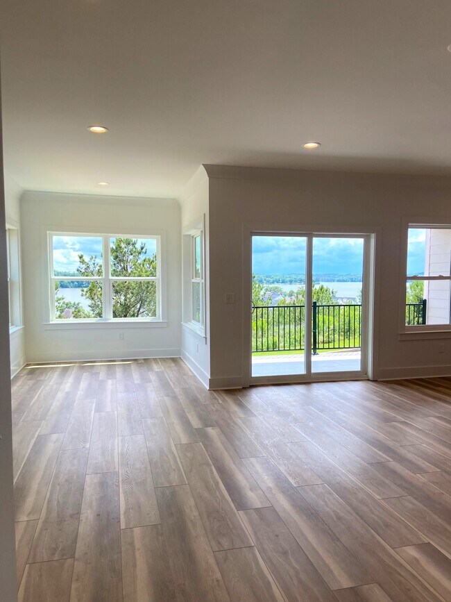 Foto del edificio - 1174 Ranch Marina Rd