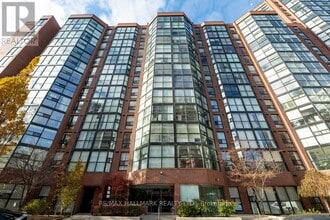 Building Photo - 701 King St W