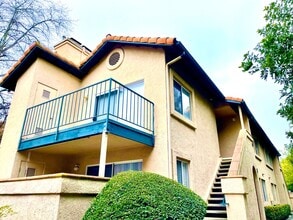 Building Photo - 11329 Avenida De Los Lobos