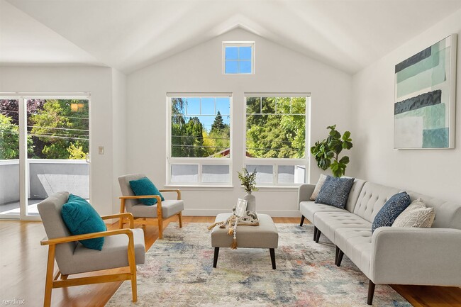 Building Photo - 6 br, 2.5 bath House - 8116 17th Avenue So...