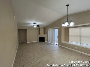 Foto del edificio - 4018 Sunrise Creek Dr