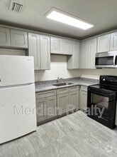 Building Photo - 7210 SW 45th Pl